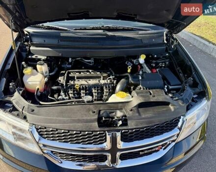 Чорний Додж Джорні, об'ємом двигуна 2.4 л та пробігом 196 тис. км за 10400 $, фото 15 на Automoto.ua