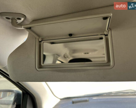 Черный Додж Джорни, объемом двигателя 2.36 л и пробегом 48 тыс. км за 14000 $, фото 17 на Automoto.ua