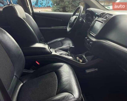 Черный Додж Джорни, объемом двигателя 3.6 л и пробегом 187 тыс. км за 16045 $, фото 8 на Automoto.ua