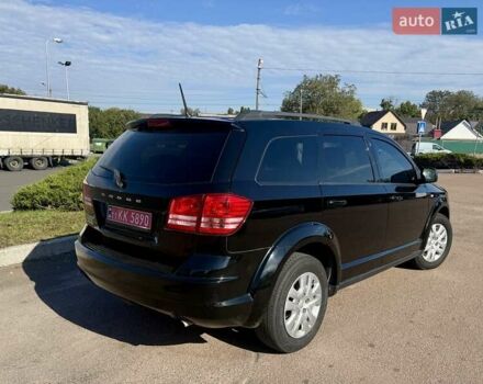 Чорний Додж Джорні, об'ємом двигуна 2.4 л та пробігом 196 тис. км за 10400 $, фото 5 на Automoto.ua