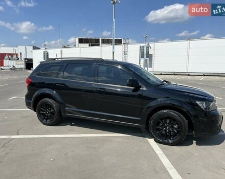 Черный Додж Джорни, объемом двигателя 2.36 л и пробегом 48 тыс. км за 14000 $, фото 23 на Automoto.ua