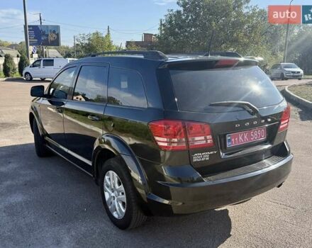 Чорний Додж Джорні, об'ємом двигуна 2.4 л та пробігом 196 тис. км за 10400 $, фото 6 на Automoto.ua