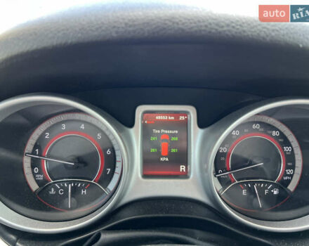 Черный Додж Джорни, объемом двигателя 2.36 л и пробегом 48 тыс. км за 14000 $, фото 14 на Automoto.ua