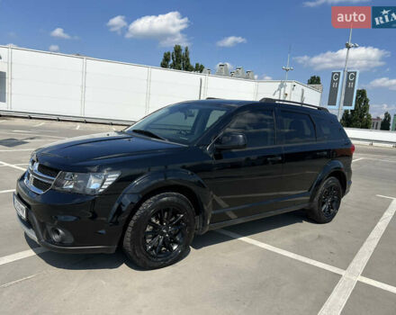 Черный Додж Джорни, объемом двигателя 2.36 л и пробегом 48 тыс. км за 14000 $, фото 8 на Automoto.ua