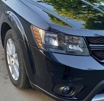 Чорний Додж Джорні, об'ємом двигуна 2.36 л та пробігом 80 тис. км за 12900 $, фото 4 на Automoto.ua
