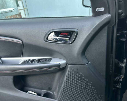 Чорний Додж Джорні, об'ємом двигуна 3.6 л та пробігом 186 тис. км за 15000 $, фото 19 на Automoto.ua