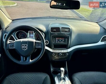 Черный Додж Джорни, объемом двигателя 2.36 л и пробегом 179 тыс. км за 10950 $, фото 14 на Automoto.ua