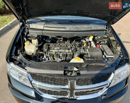 Черный Додж Джорни, объемом двигателя 2.36 л и пробегом 179 тыс. км за 10950 $, фото 15 на Automoto.ua