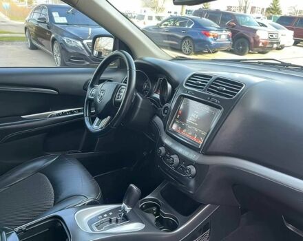 Чорний Додж Джорні, об'ємом двигуна 2.4 л та пробігом 93 тис. км за 6600 $, фото 10 на Automoto.ua