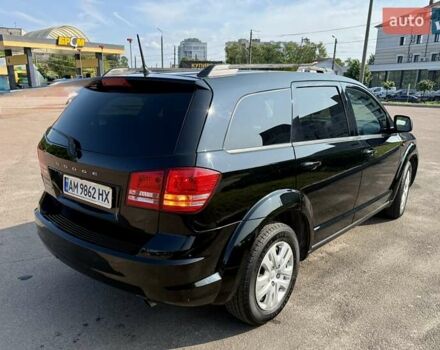 Черный Додж Джорни, объемом двигателя 2.36 л и пробегом 179 тыс. км за 10950 $, фото 4 на Automoto.ua