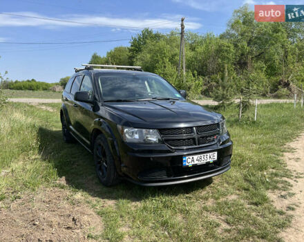 Черный Додж Джорни, объемом двигателя 2.36 л и пробегом 62 тыс. км за 13400 $, фото 3 на Automoto.ua