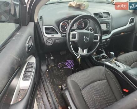 Черный Додж Джорни, объемом двигателя 2.36 л и пробегом 109 тыс. км за 2500 $, фото 7 на Automoto.ua