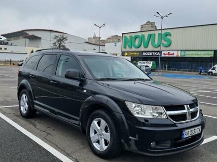 Черный Додж Джорни, объемом двигателя 2.74 л и пробегом 230 тыс. км за 6700 $, фото 1 на Automoto.ua