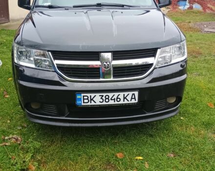 Черный Додж Джорни, объемом двигателя 2 л и пробегом 350 тыс. км за 6824 $, фото 1 на Automoto.ua