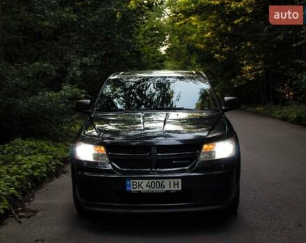 Чорний Додж Джорні, об'ємом двигуна 2.36 л та пробігом 304 тис. км за 9500 $, фото 1 на Automoto.ua
