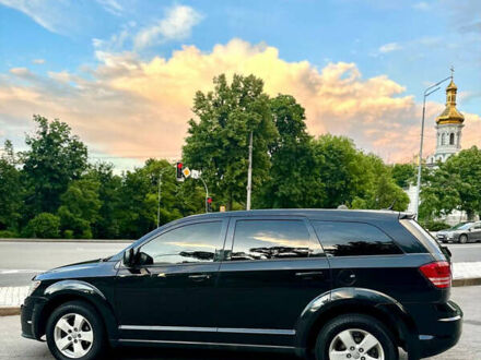 Черный Додж Джорни, объемом двигателя 2.4 л и пробегом 154 тыс. км за 8900 $, фото 1 на Automoto.ua