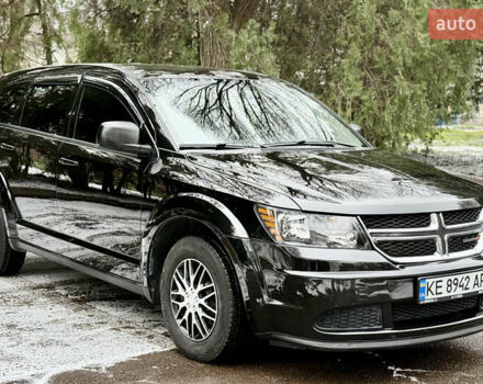 Черный Додж Джорни, объемом двигателя 2.36 л и пробегом 230 тыс. км за 9500 $, фото 1 на Automoto.ua