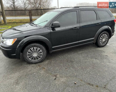 Черный Додж Джорни, объемом двигателя 2.36 л и пробегом 210 тыс. км за 9900 $, фото 1 на Automoto.ua
