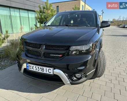 Черный Додж Джорни, объемом двигателя 2.36 л и пробегом 197 тыс. км за 13500 $, фото 1 на Automoto.ua