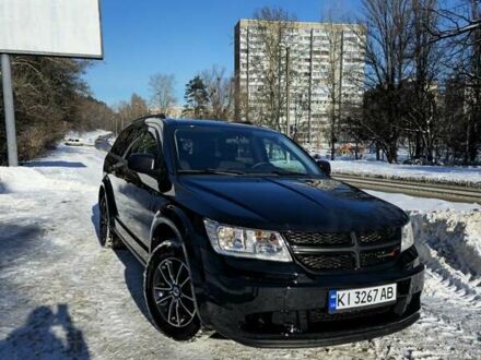 Черный Додж Джорни, объемом двигателя 2.36 л и пробегом 171 тыс. км за 10800 $, фото 1 на Automoto.ua