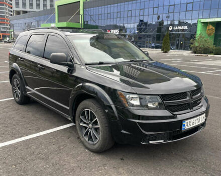 Чорний Додж Джорні, об'ємом двигуна 2.36 л та пробігом 207 тис. км за 10500 $, фото 1 на Automoto.ua