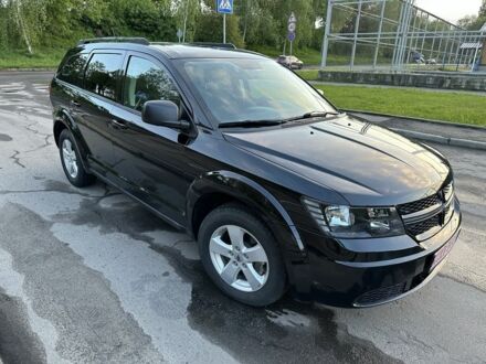 Додж Джорни 2018 в Ровно на Automoto.ua Черный Додж Джорни, объемом двигателя 2.4 л и пробегом 88 тыс. км за 11200 $, фото 1 на Automoto.ua