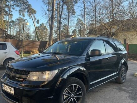 Черный Додж Джорни, объемом двигателя 2.4 л и пробегом 173 тыс. км за 11000 $, фото 1 на Automoto.ua