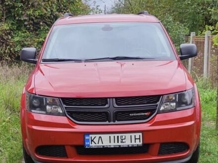 Черный Додж Джорни, объемом двигателя 2.4 л и пробегом 90 тыс. км за 13900 $, фото 1 на Automoto.ua