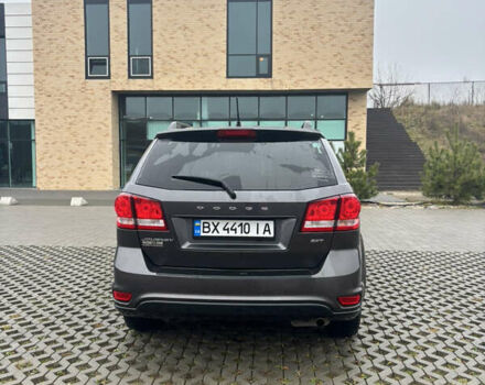 Коричневый Додж Джорни, объемом двигателя 2.36 л и пробегом 186 тыс. км за 10200 $, фото 3 на Automoto.ua