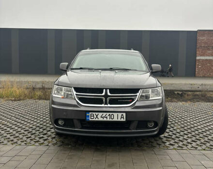 Коричневый Додж Джорни, объемом двигателя 2.36 л и пробегом 186 тыс. км за 10200 $, фото 1 на Automoto.ua