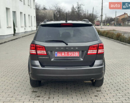 Коричневый Додж Джорни, объемом двигателя 2.4 л и пробегом 189 тыс. км за 11500 $, фото 5 на Automoto.ua