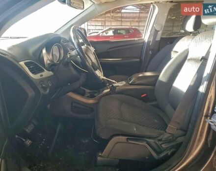 Коричневый Додж Джорни, объемом двигателя 2.36 л и пробегом 152 тыс. км за 1200 $, фото 6 на Automoto.ua