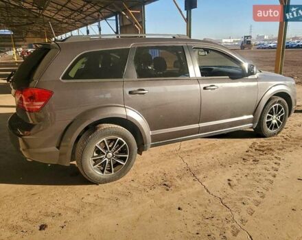 Коричневый Додж Джорни, объемом двигателя 2.36 л и пробегом 152 тыс. км за 1200 $, фото 2 на Automoto.ua