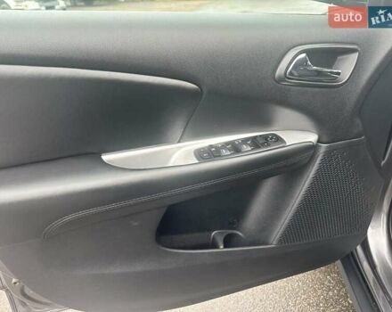 Коричневый Додж Джорни, объемом двигателя 2.4 л и пробегом 114 тыс. км за 12900 $, фото 2 на Automoto.ua