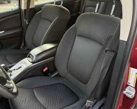 Красный Додж Джорни, объемом двигателя 2.4 л и пробегом 285 тыс. км за 7700 $, фото 10 на Automoto.ua