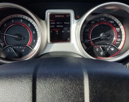 Красный Додж Джорни, объемом двигателя 2.4 л и пробегом 60 тыс. км за 12500 $, фото 5 на Automoto.ua