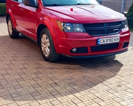 Красный Додж Джорни, объемом двигателя 2.4 л и пробегом 60 тыс. км за 12500 $, фото 4 на Automoto.ua
