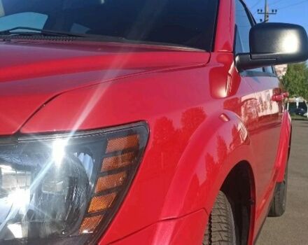 Красный Додж Джорни, объемом двигателя 2.36 л и пробегом 333 тыс. км за 9500 $, фото 1 на Automoto.ua