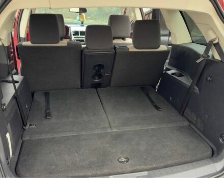 Красный Додж Джорни, объемом двигателя 2 л и пробегом 330 тыс. км за 8800 $, фото 7 на Automoto.ua