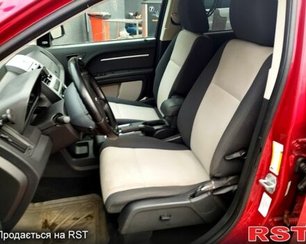 Красный Додж Джорни, объемом двигателя 2 л и пробегом 271 тыс. км за 5000 $, фото 5 на Automoto.ua