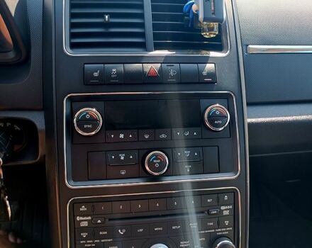 Красный Додж Джорни, объемом двигателя 2 л и пробегом 161 тыс. км за 10000 $, фото 11 на Automoto.ua