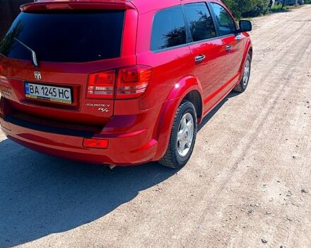 Красный Додж Джорни, объемом двигателя 2 л и пробегом 161 тыс. км за 10000 $, фото 3 на Automoto.ua