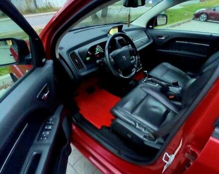 Червоний Додж Джорні, об'ємом двигуна 2 л та пробігом 212 тис. км за 9999 $, фото 4 на Automoto.ua