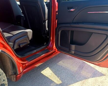 Красный Додж Джорни, объемом двигателя 2 л и пробегом 161 тыс. км за 10000 $, фото 6 на Automoto.ua