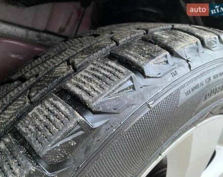 Красный Додж Джорни, объемом двигателя 2.36 л и пробегом 194 тыс. км за 7900 $, фото 18 на Automoto.ua