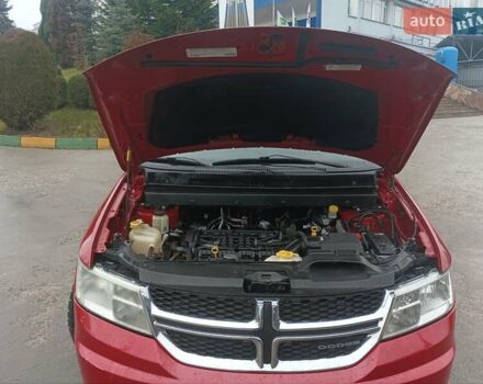 Красный Додж Джорни, объемом двигателя 2.36 л и пробегом 195 тыс. км за 7800 $, фото 22 на Automoto.ua