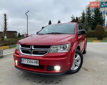 Красный Додж Джорни, объемом двигателя 2.36 л и пробегом 194 тыс. км за 7900 $, фото 2 на Automoto.ua