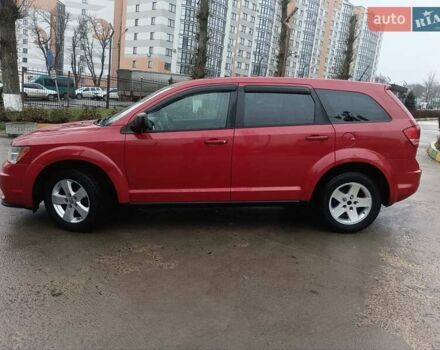 Красный Додж Джорни, объемом двигателя 2.36 л и пробегом 195 тыс. км за 7800 $, фото 2 на Automoto.ua