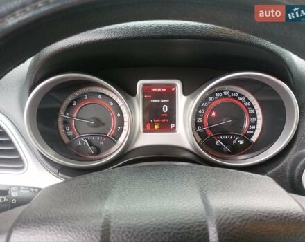 Красный Додж Джорни, объемом двигателя 2.36 л и пробегом 195 тыс. км за 7800 $, фото 19 на Automoto.ua