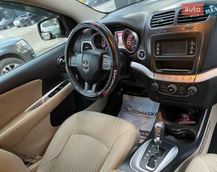 Красный Додж Джорни, объемом двигателя 2.36 л и пробегом 194 тыс. км за 7900 $, фото 24 на Automoto.ua